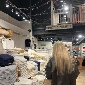 Meet your Posher, Sarah